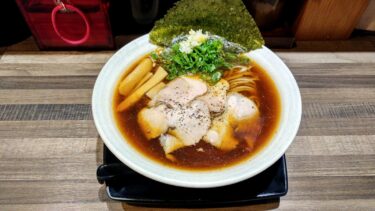 鷹流東京醬油拉麵蘭丸 ranmaru  | 台北中山站，再訪！今天的湯頭太美味了！ – 浮士德食記