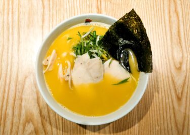 鳥人拉麵 | 台北中山店，干醇雞湯吃完超級飽 – 浮士德食記