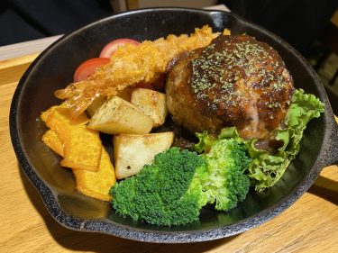 「小糧倉」食記，隱身台北條通內的日式漢堡排與雞白湯拉麵餐廳